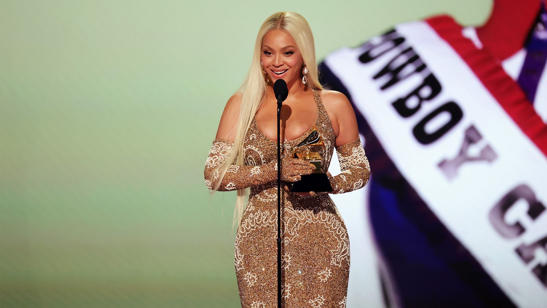 内马尔的重 内马尔的重